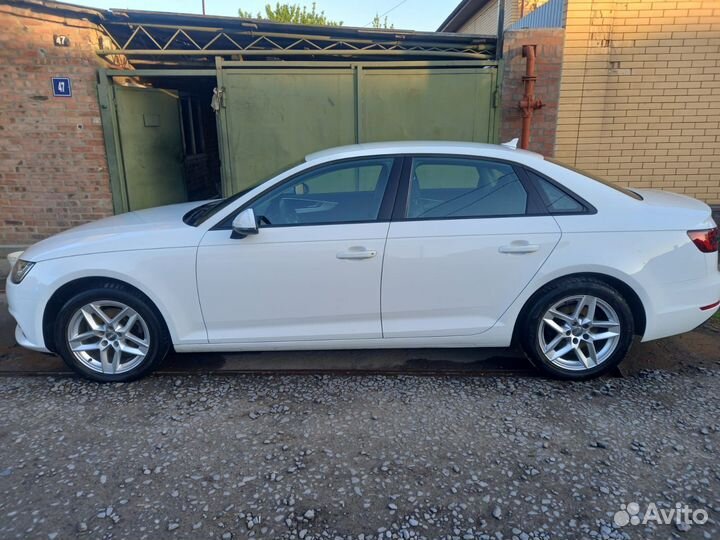 Audi A4 1.4 AMT, 2018, 73 565 км