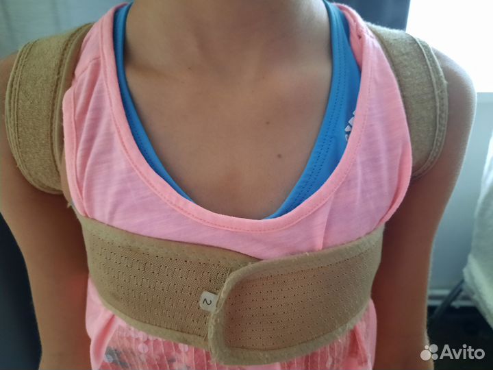 Корректор осанки школьнику