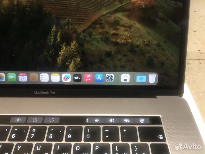 Macbook pro 2019, core i7, 250GB