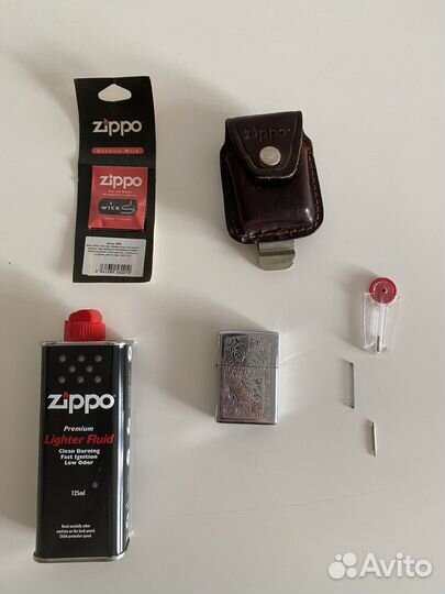 Зажигалка zippo бензиновая. Цена за полный набор