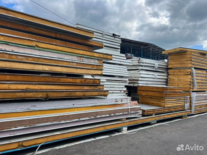 Сэндвич-панели 20000 м2 в наличии