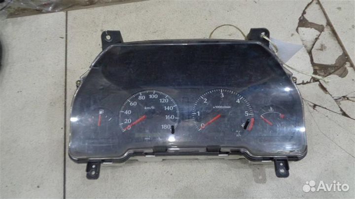 Панель приборов Nissan Patrol Y61 1997-2010