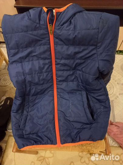 Ветровка куртка детская,на 10 лет,цвет синий