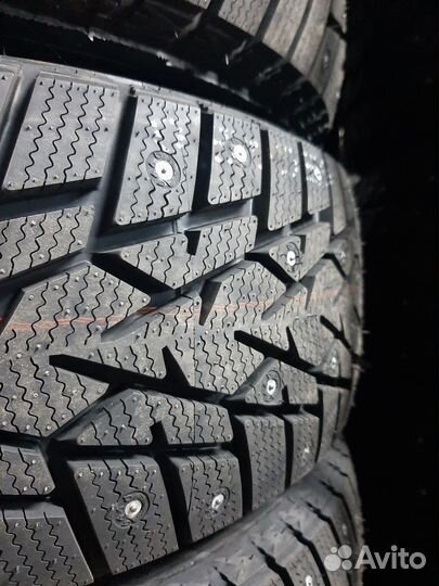 Headway HW503 215/60 R17 96T