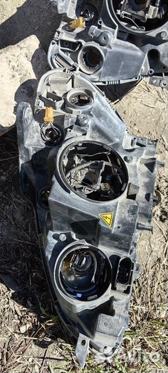 Фара передняя левая Mercedes C200 W204