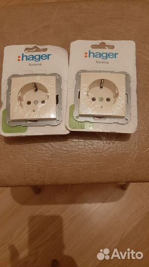 Розетка Hager