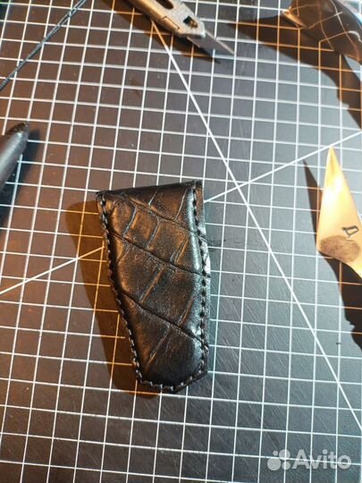 Зажим для денег на магните