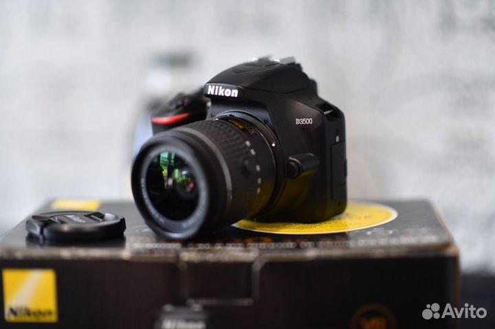 Зеркальный nikon d3500 kit
