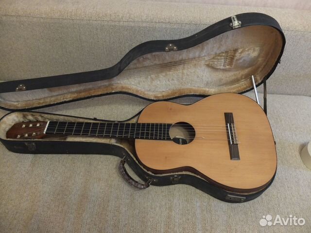 Классическая гитара Кремона