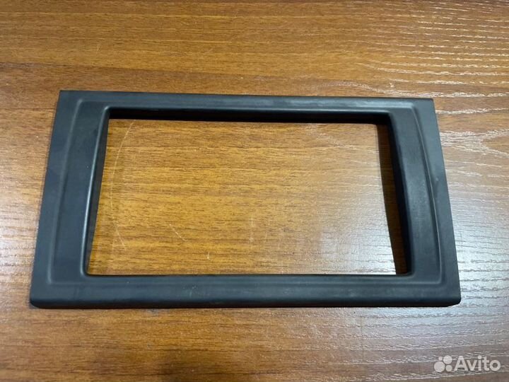 Рамка магнитолы Audi A4 8ED BWE 2005-2008