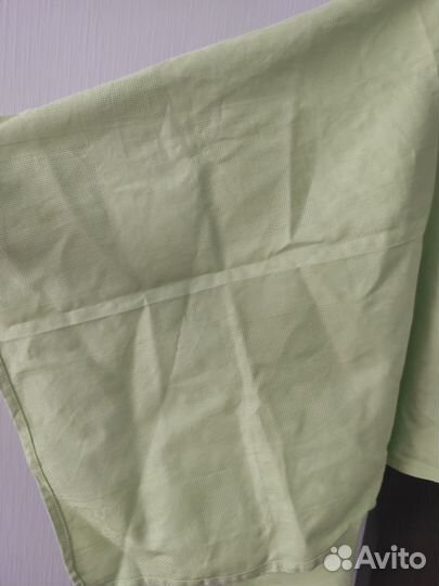 Хлопковая скатерть новая нежно салатового цвета