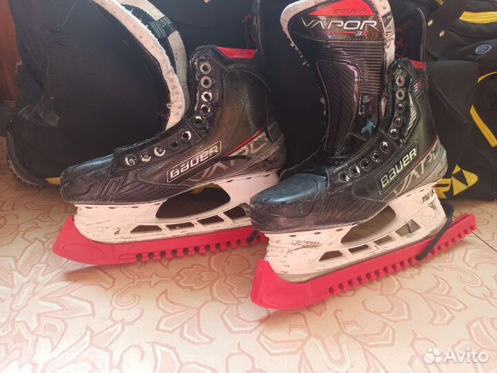 Хоккейные коньки bauer 3x