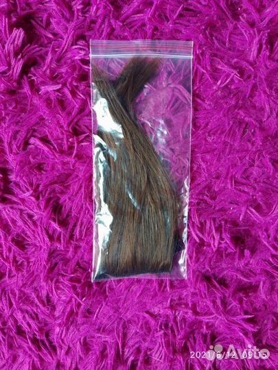 Волосы на заколках