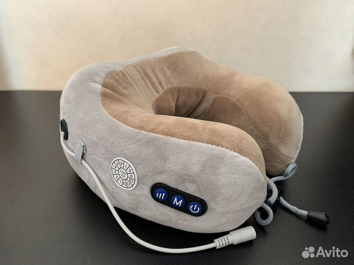 Массажная подушка для шеи