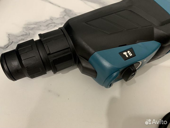 Перфоратор makita HR2630