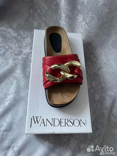 Шлепанцы красные JW Anderson с цепочкой кожа