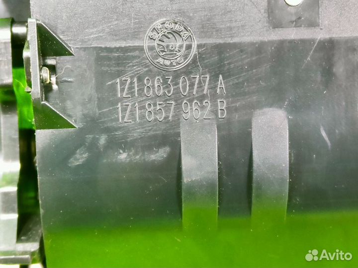 Пепельница Skoda Octavia A5 II рестайлинг