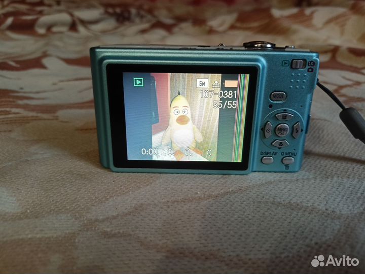 Компактный фотоаппарат