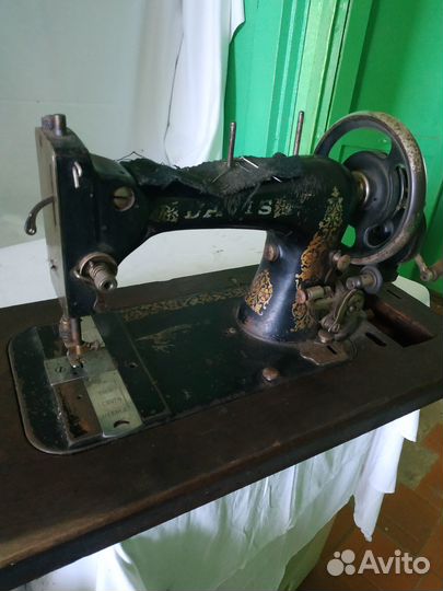 Швейная машинка