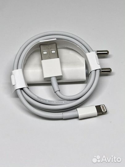 Зарядка на Apple iPhone новая