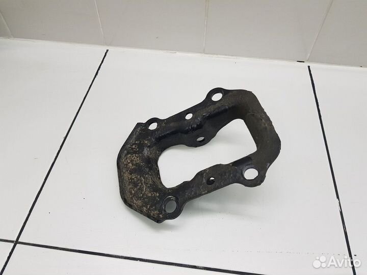 Кронштейн рычага подвески задний правый