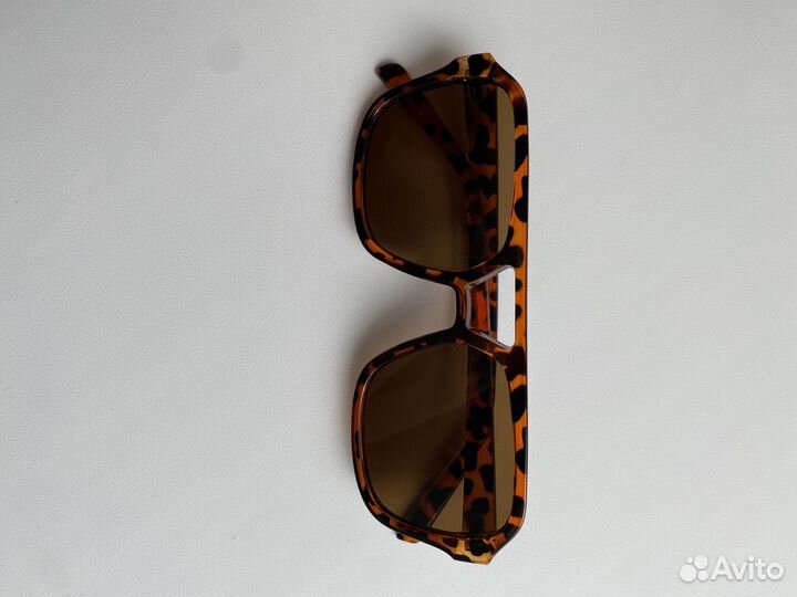 Солнцезащитные очки