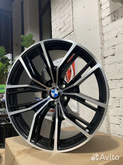 Литые диски на BMW X5 X6 G05 G06 R20 701 стиль