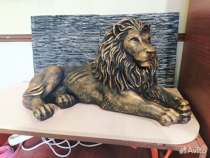 Форма лежачий лев- бетон, гипс, полистоун