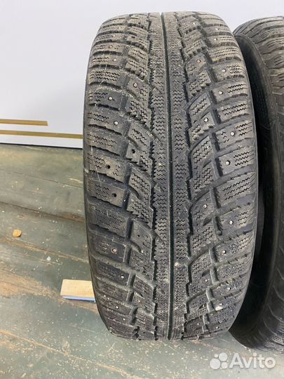 Kumho I'Zen Stud Snow KW11 265/60 R18 114T