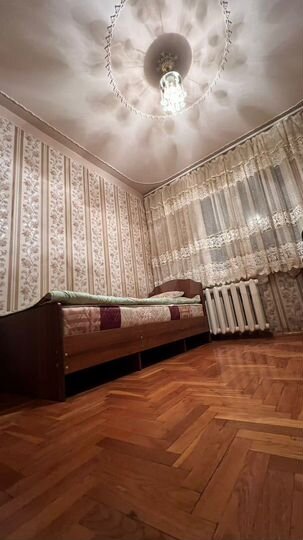 3-к. квартира, 72 м², 1/9 эт.