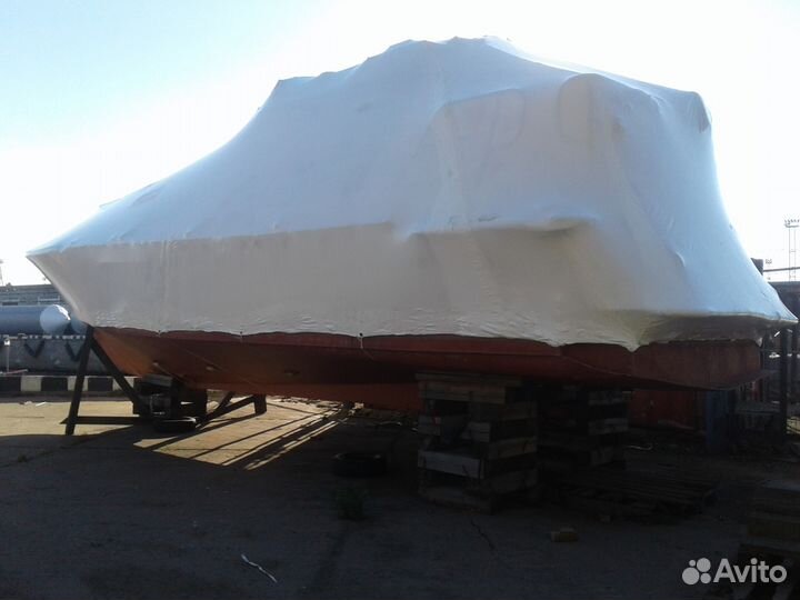 Упаковка лодок и катеров в термоусадочную пленку