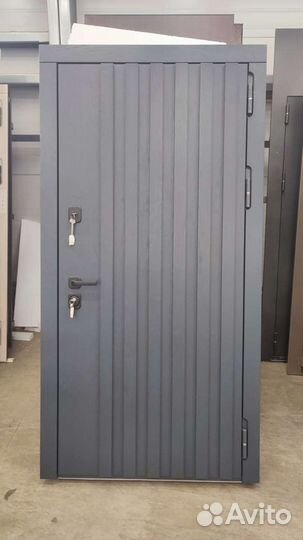 Дверь входная металлическая в дом, квартиру