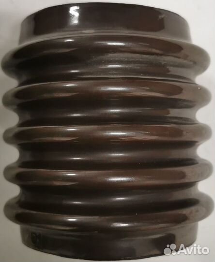 Изолятор опорный армированный иор-10-7.5 2(фарфор)