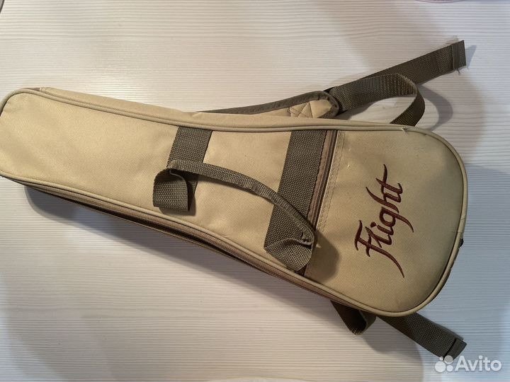 Укулеле flight