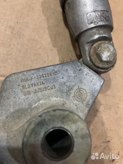 Натяжитель Toyota Avensis