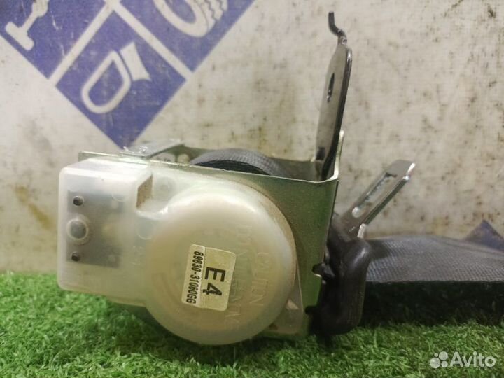 Ремень безопасности задний правый Nissan Almera