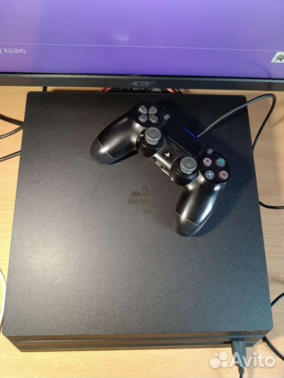 Sony PlayStation 4 pro 1tb