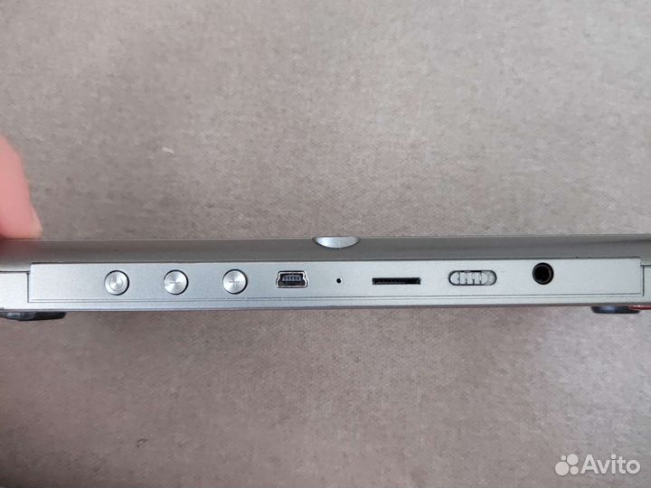 Портативная игровая приставка