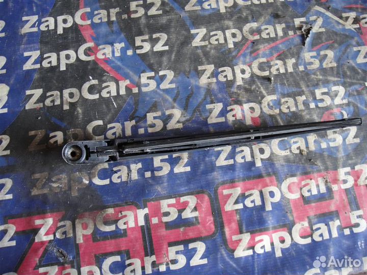 Поводок дворника заднего Сузуки Гранд Витара