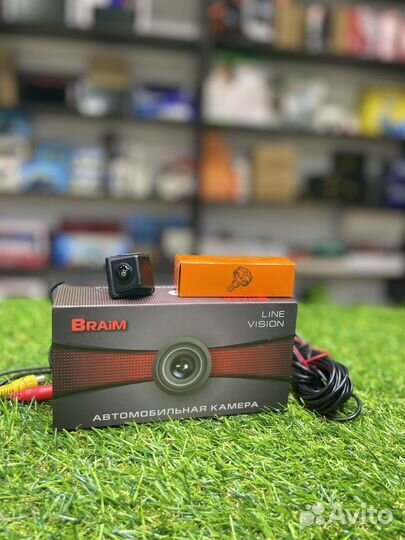 Камера заднего хода Braim