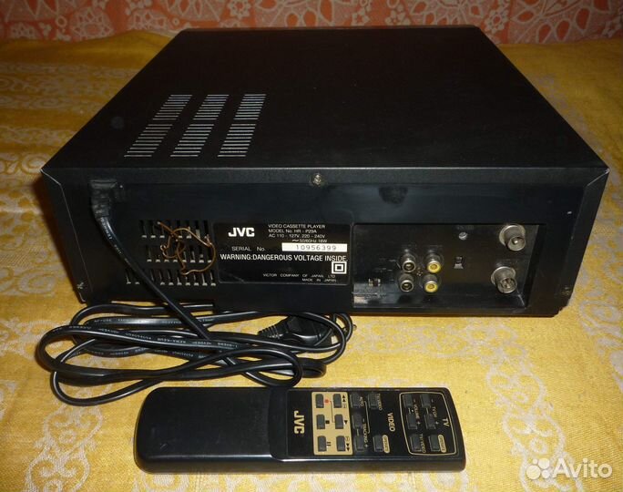 Видеоплееры JVC HR-P29A и Funai V3-EE MK6