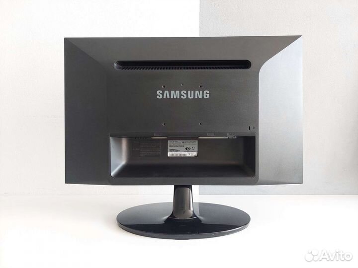 Монитор Samsung 22 дюйма/ под восстановление