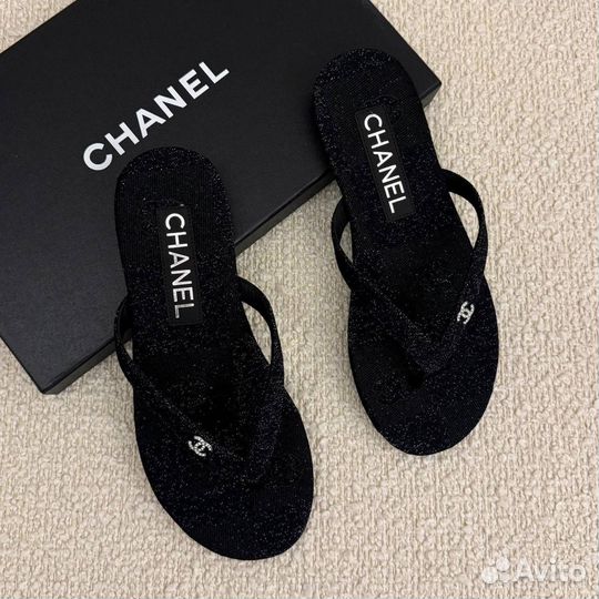 Шлепанцы Chanel