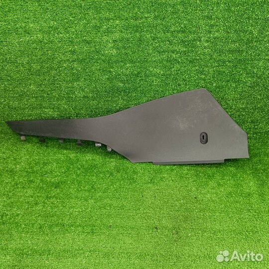 Накладка на торпедо (консоль) левая нижняя