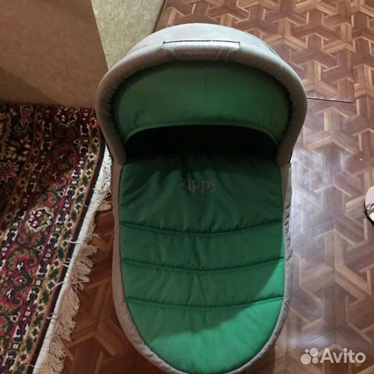 Коляска zippy sport 2 в 1 прогулочная