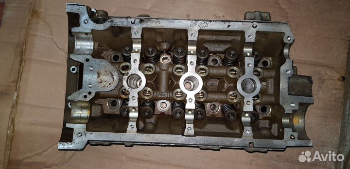 Audi A6 (C6) Головка блока цилиндров BDW 2.4 прав