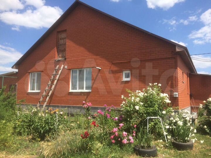 Дом 100 м² на участке 20 сот.