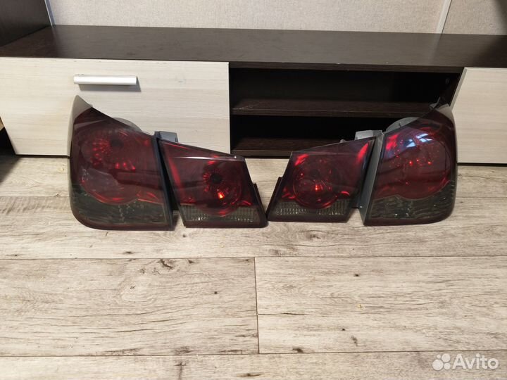 Задние фонари Шевроле Круз