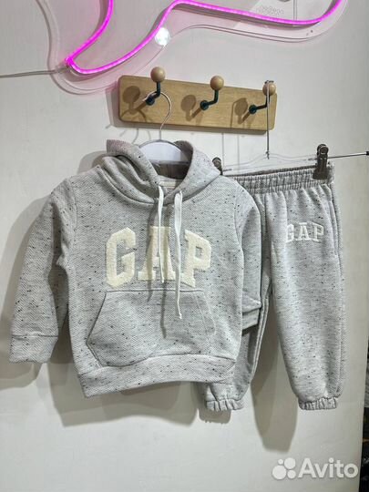Детский костюм Gap 92