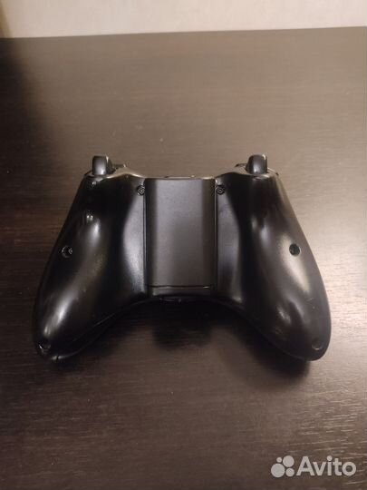 Джойстики Xbox 360 оригинал, цена за оба